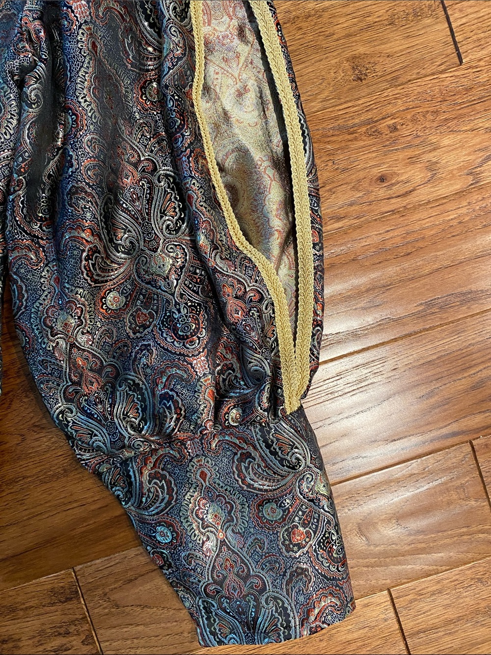 Custom-made brocade Renaissance men’s jacket - Picture 3 of 5